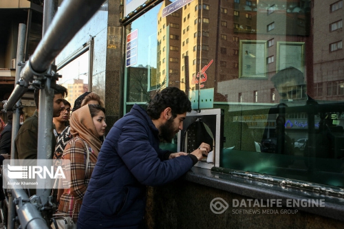 در هجدهمین جلسه شورای صنفی نمایش مصوب شد؛ بلیت نیم بهای سینماها به مناسبت روز مادر/ اکران «احمد» از ۲۶ آذر