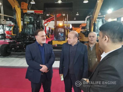 در حاشیه بازدید از نمایشگاه تخصصی حمل و نقل و ترافیک مطرح شد تجهیزات و ماشین‌آلات خدمات‌رسان در صنعت برق، نقش اساسی در مدیریت بحران دارند