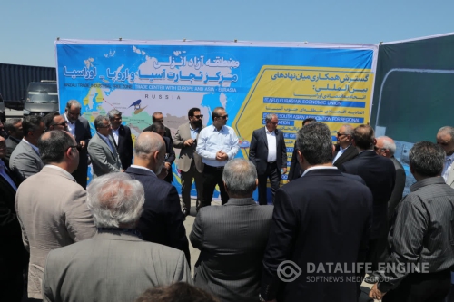 در حاشیه اجلاس «نقش‌آفرینی اتاق‌های بازرگانی در بهره‌گیری از مزیت‌های منطقه‌ای و تقویت اقتصاد ملی» انجام شد؛ بازدید اعضای اجلاس نقش آفرینی اتاق‌های بازرگانی كشور از بندر كاسپین